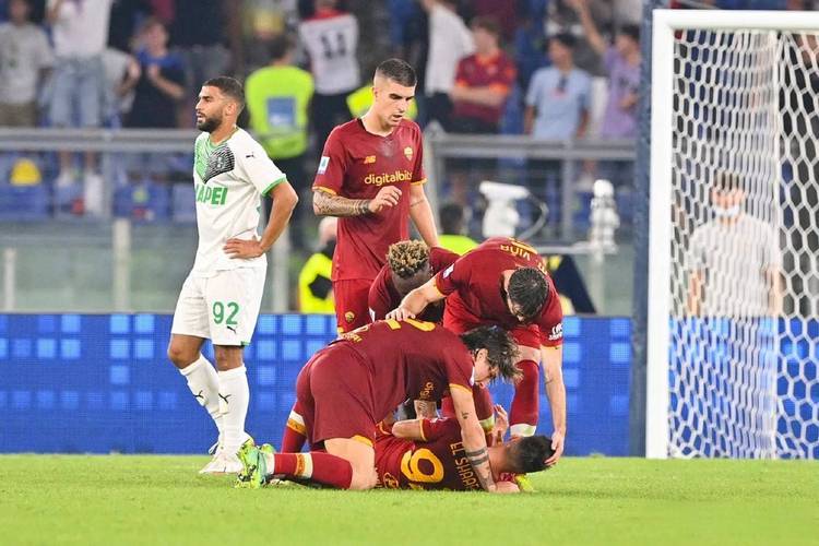 意甲风格碰撞！萨索洛主场阻击罗马，贝拉尔迪VS迪巴拉双核对决引关注